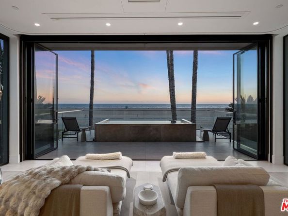 938 -940 Palisades Beach Road, Santa Monica CA 90403