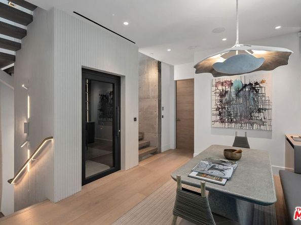 938 -940 Palisades Beach Road, Santa Monica CA 90403