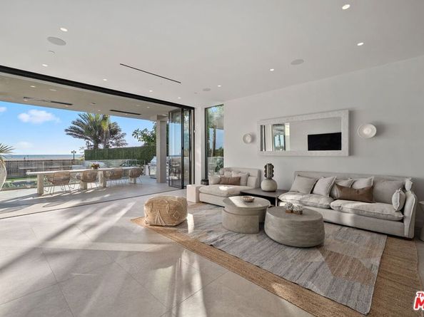 938 -940 Palisades Beach Road, Santa Monica CA 90403