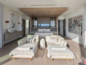 938 -940 Palisades Beach Road, Santa Monica CA 90403