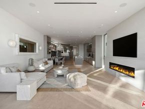 938 -940 Palisades Beach Road, Santa Monica CA 90403