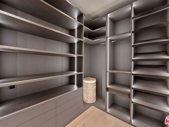 938 -940 Palisades Beach Road, Santa Monica CA 90403