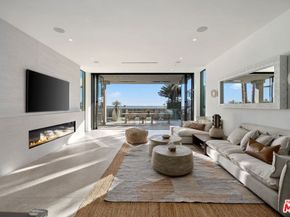 938 -940 Palisades Beach Road, Santa Monica CA 90403