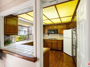 802 3rd Street B, Santa Monica CA 90403