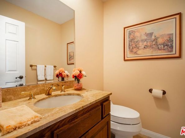 802 3rd Street B, Santa Monica CA 90403