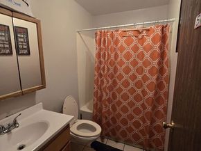 6165 Linden Avenue, Long Beach CA 90805