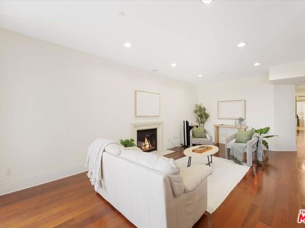 147 N Berendo Street 202, Los Angeles CA 90004