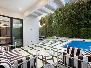4527 Simpson Avenue, Studio City CA 91607