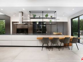4527 Simpson Avenue, Studio City CA 91607