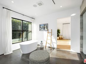 4527 Simpson Avenue, Studio City CA 91607