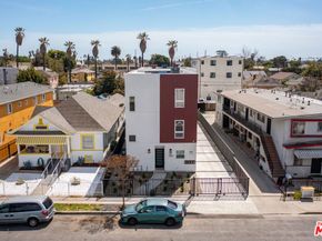 1286 W 35th Place, Los Angeles CA 90007