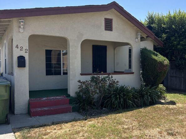 422 E Colden Avenue, Los Angeles CA 90003