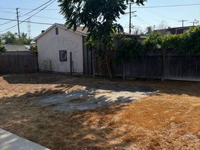 422 E Colden Avenue, Los Angeles CA 90003