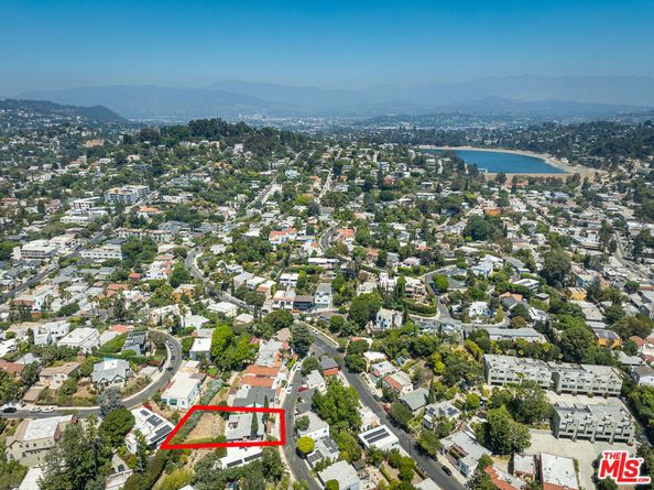 3110 Berkeley Circle, Los Angeles CA 90026