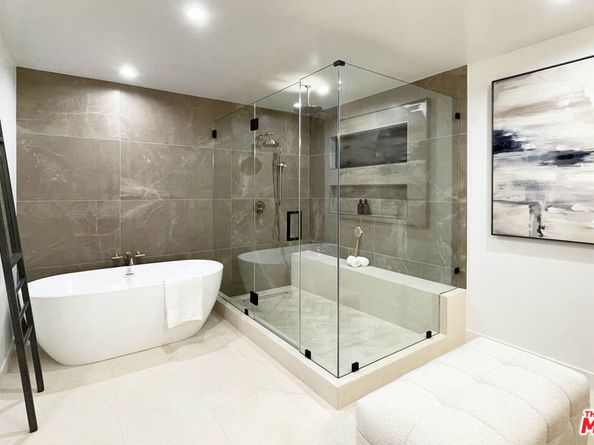 13541 Chandler Boulevard, Sherman Oaks CA 91401