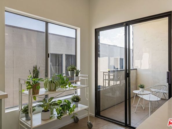 234 N Kenwood Street 208, Glendale CA 91206