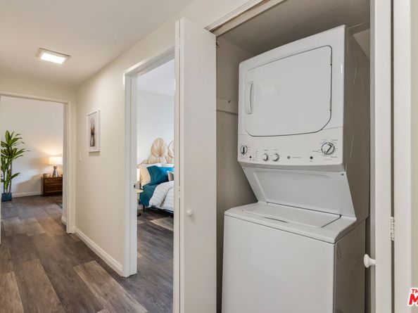 234 N Kenwood Street 208, Glendale CA 91206