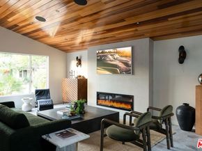 12030 Pacoima Court, Studio City CA 91604