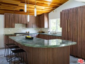 12030 Pacoima Court, Studio City CA 91604