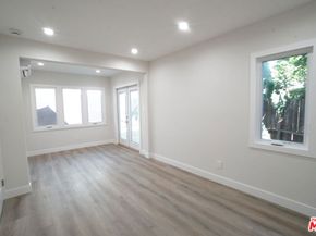 6043 Selma Avenue, Los Angeles CA 90028