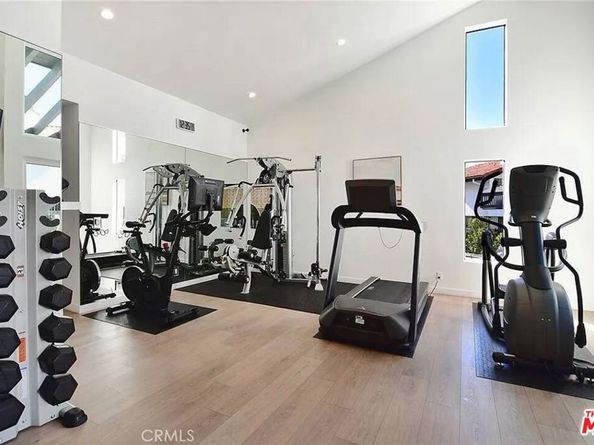 1694 Michael Lane, Pacific Palisades CA 90272