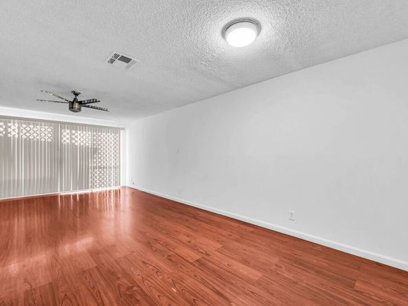 223 S Acacia Avenue 211, Compton CA 90220