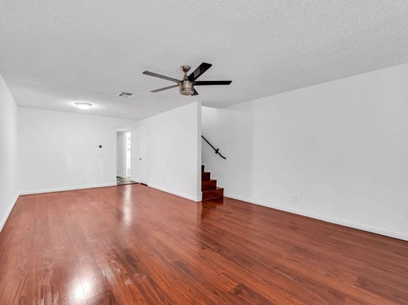 223 S Acacia Avenue 211, Compton CA 90220
