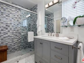 1035 N Sierra Bonita Avenue, West Hollywood CA 90046