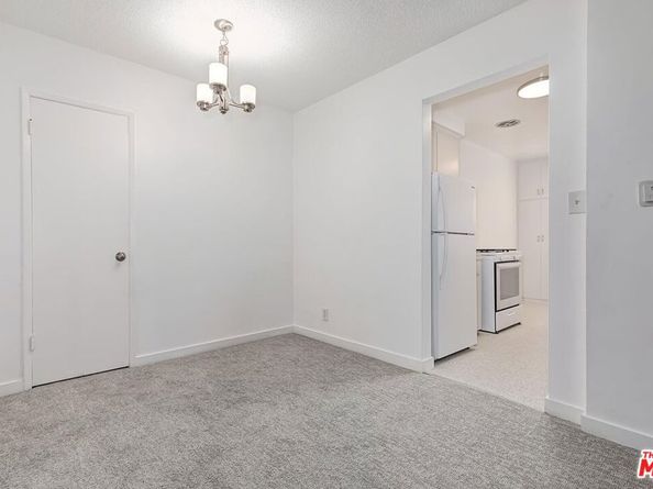 1035 N Sierra Bonita Avenue, West Hollywood CA 90046
