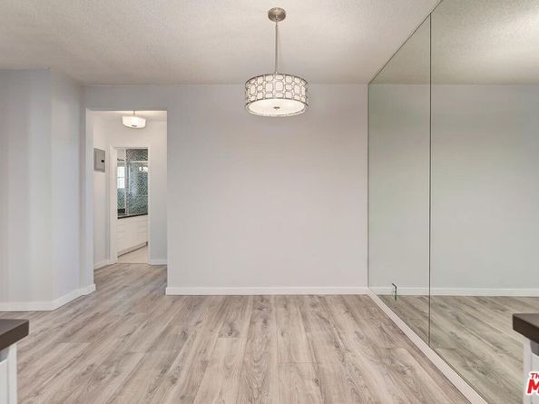 1035 N Sierra Bonita Avenue, West Hollywood CA 90046