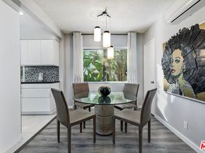 1035 N Sierra Bonita Avenue, West Hollywood CA 90046