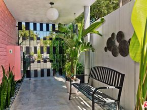 1035 N Sierra Bonita Avenue, West Hollywood CA 90046