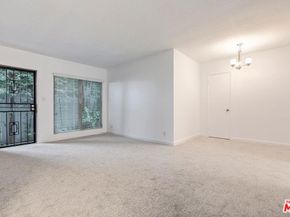 1035 N Sierra Bonita Avenue, West Hollywood CA 90046