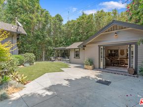 676 S Bronson Avenue, Los Angeles CA 90005