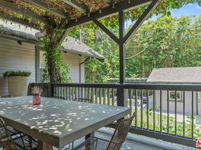 676 S Bronson Avenue, Los Angeles CA 90005