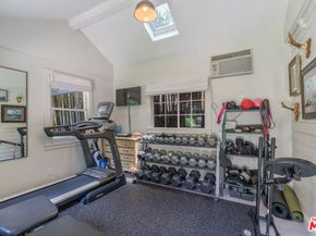 676 S Bronson Avenue, Los Angeles CA 90005