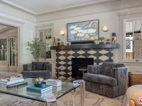 676 S Bronson Avenue, Los Angeles CA 90005