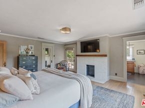 676 S Bronson Avenue, Los Angeles CA 90005