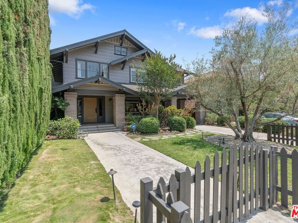 676 S Bronson Avenue, Los Angeles CA 90005