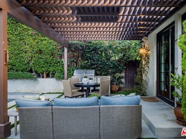 735 N Stanley Avenue, Los Angeles CA 90046