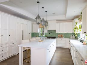 735 N Stanley Avenue, Los Angeles CA 90046