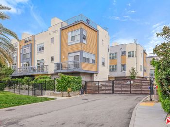 2753 Waverly Drive