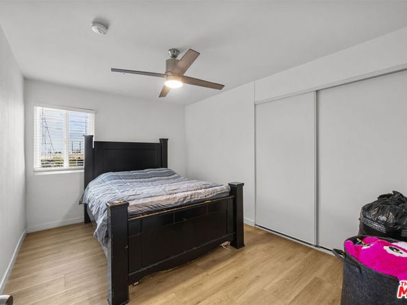 12001 Valerio Street, North Hollywood CA 91605