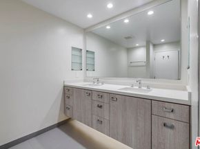 2307 Fox Hills Drive 203, Los Angeles CA 90064