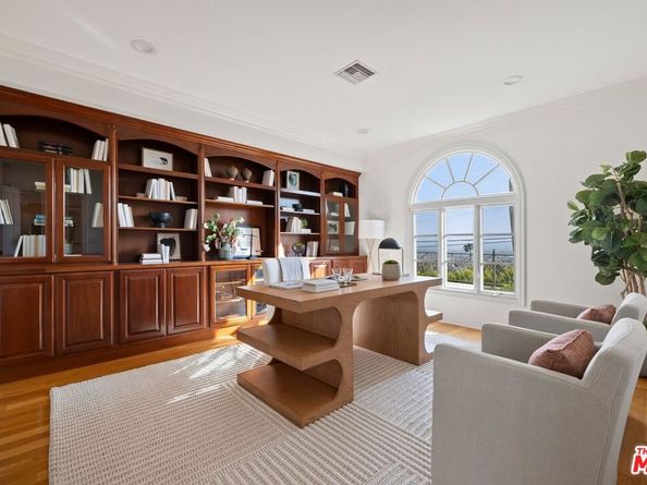 4509 Dundee Drive, Los Angeles CA 90027