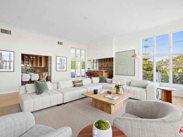 4509 Dundee Drive, Los Angeles CA 90027