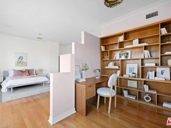 4509 Dundee Drive, Los Angeles CA 90027