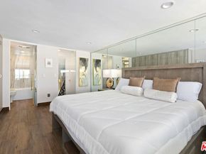 6 Voyage Street 101, Marina Del Rey CA 90292