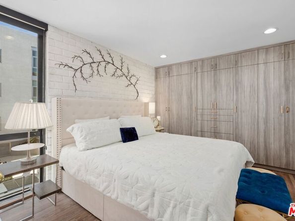 6 Voyage Street 101, Marina Del Rey CA 90292