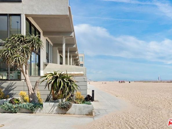 6 Voyage Street 101, Marina Del Rey CA 90292